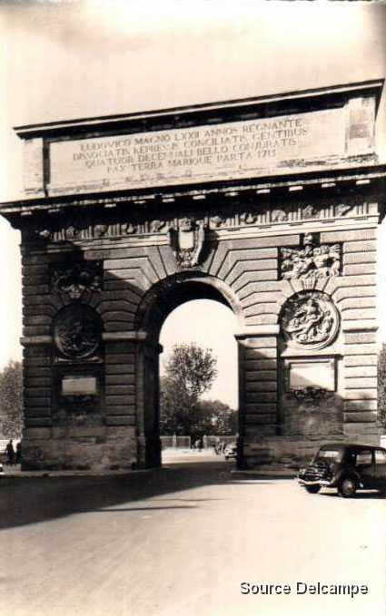34 Montpellier L Arc de Triomphe.jpg